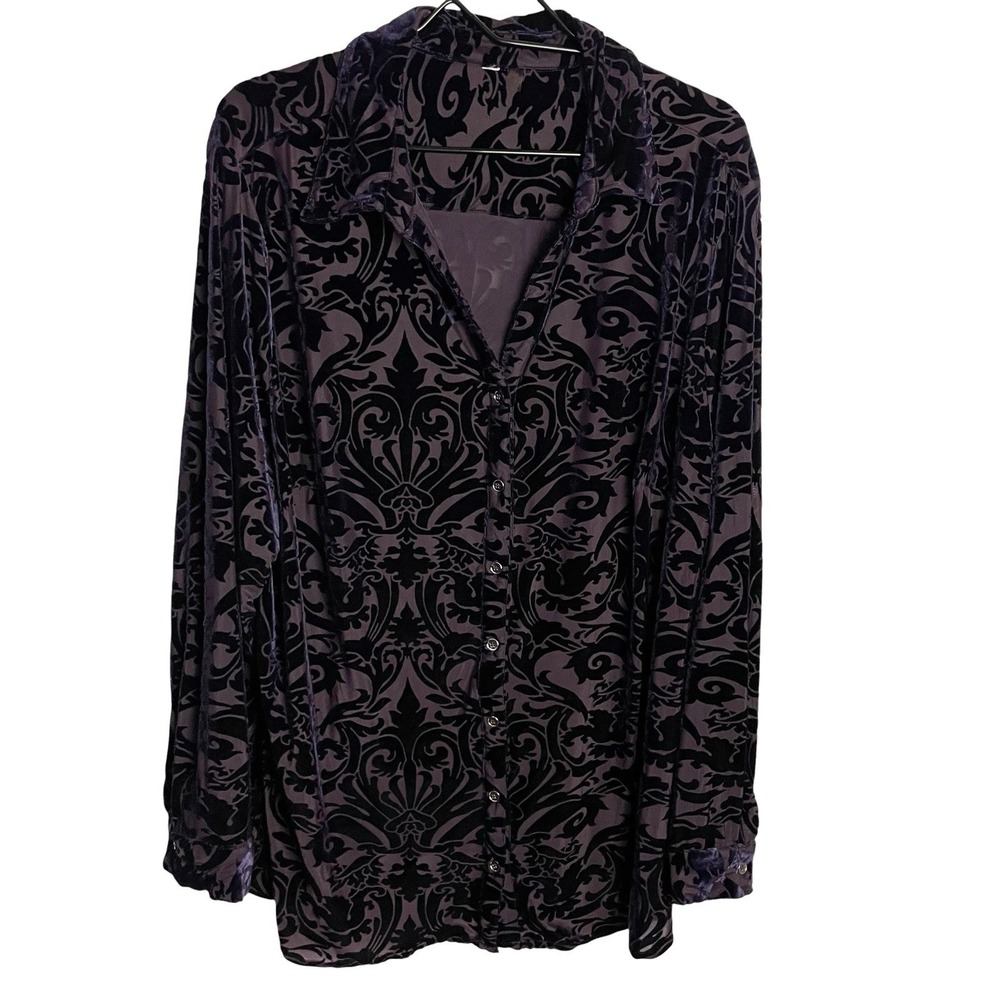 Womens Velvet Burnout Blouse Shirt Size 1X Purple Button Up Roll Tab Sleeve